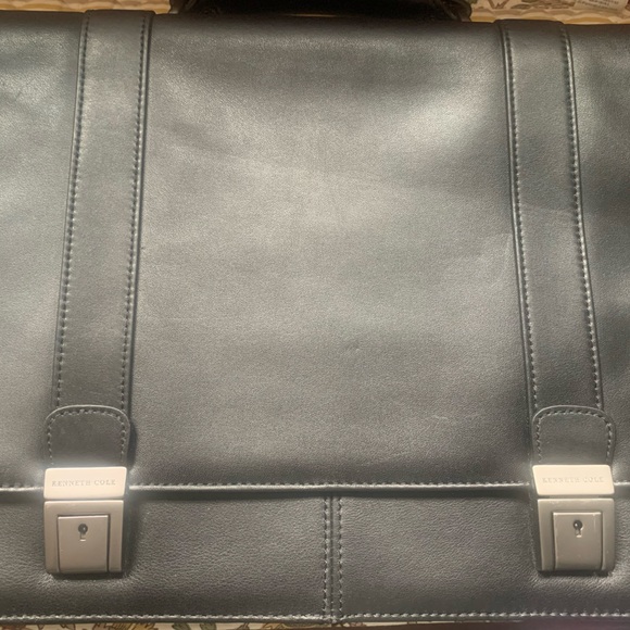NEW Kenneth Cole Black Leather Laptop/Messenger Bag/Briefcase with Keys & Strap - Picture 1 of 16